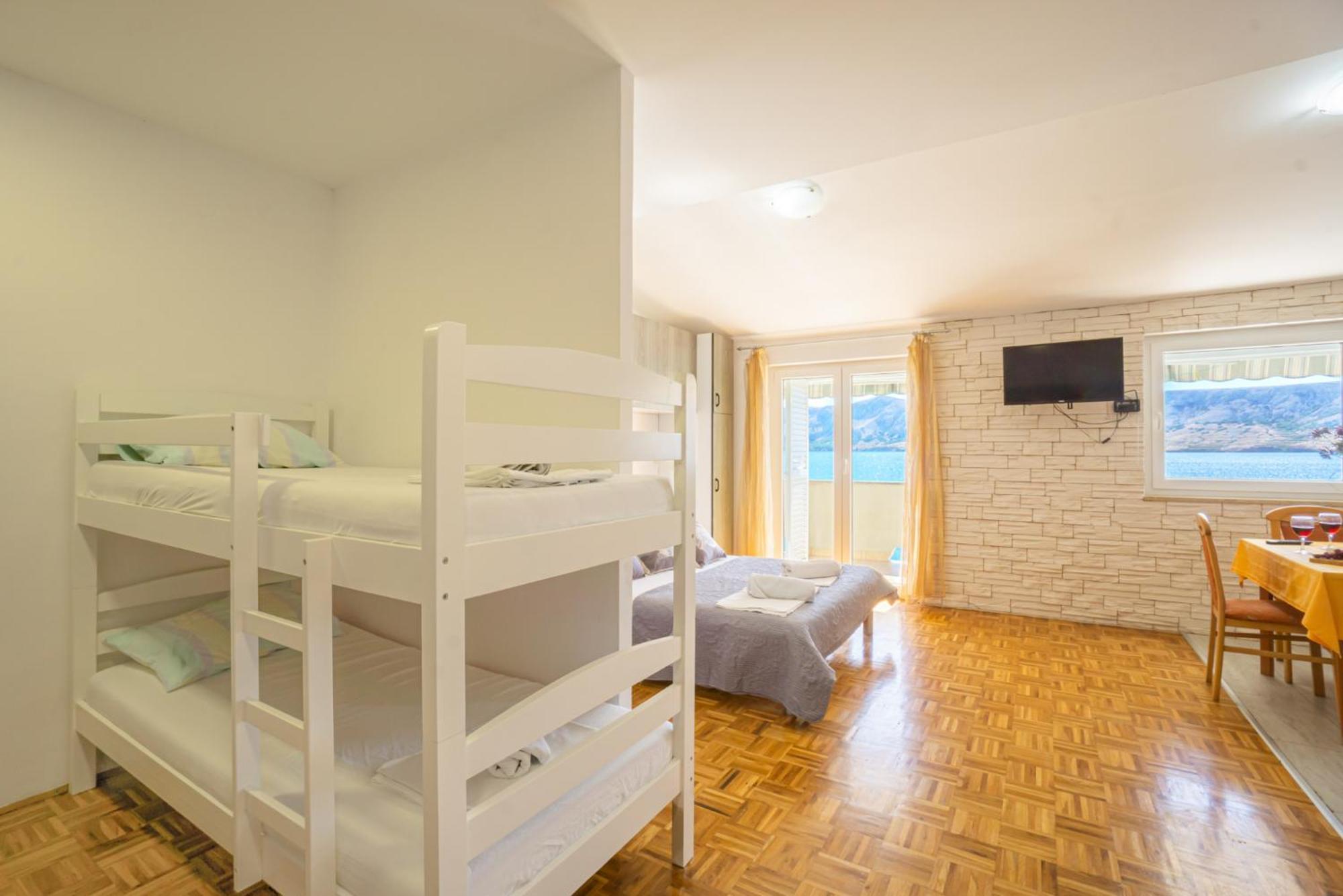 Galinec With Mountain And Seaview Apartman Metajna Szoba fotó
